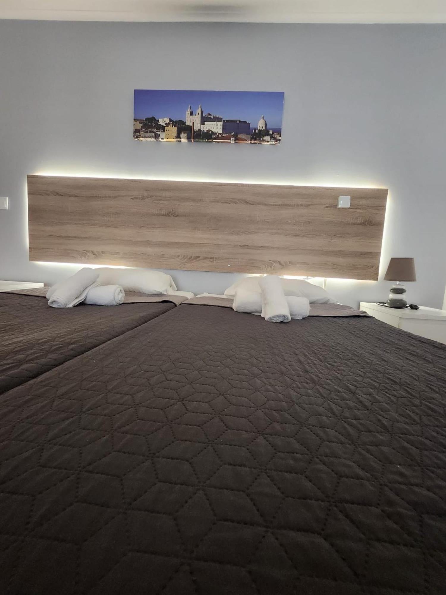 Daora Lisbon Low Cost Hostel Εξωτερικό φωτογραφία