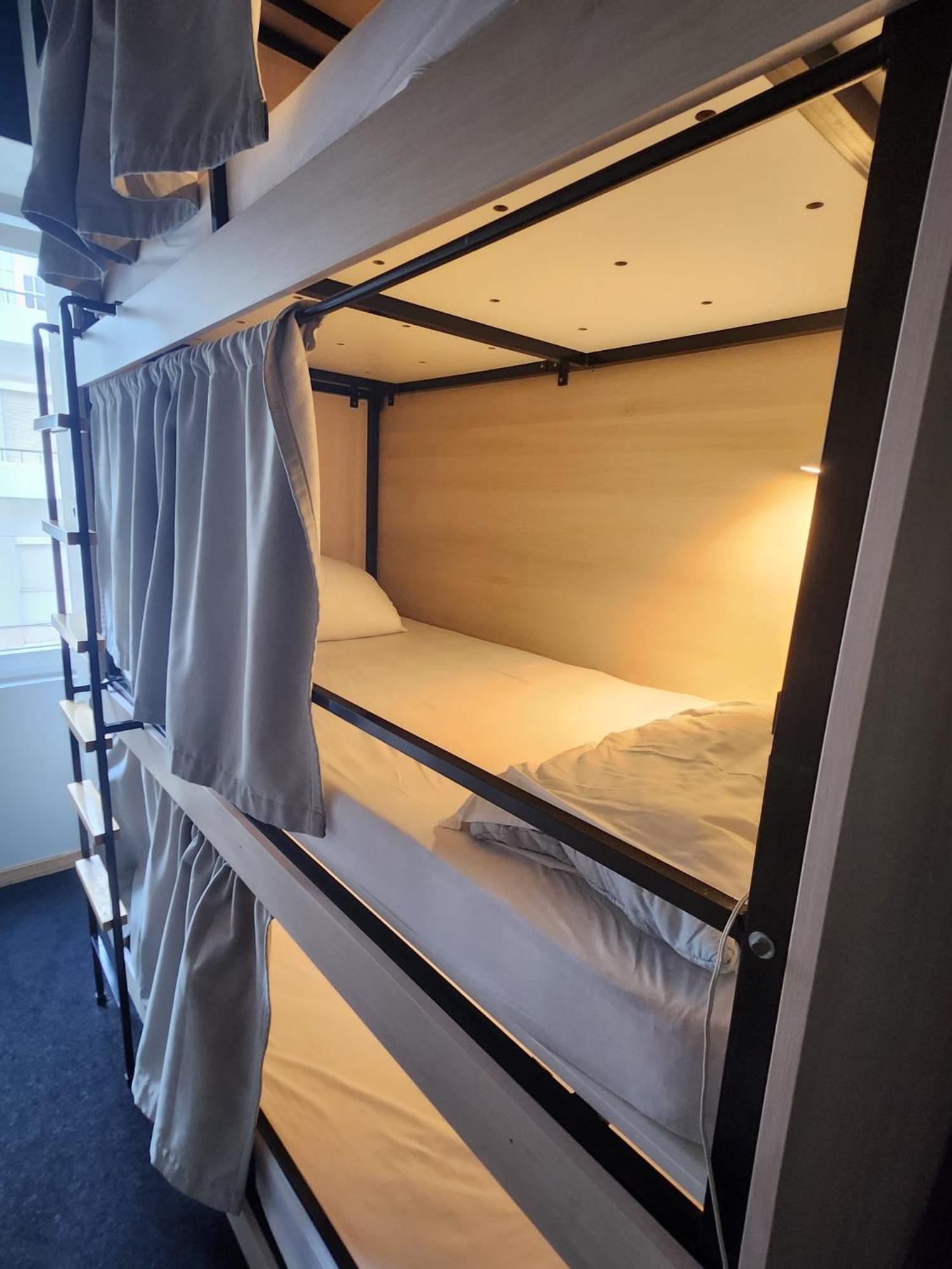 Daora Lisbon Low Cost Hostel Εξωτερικό φωτογραφία